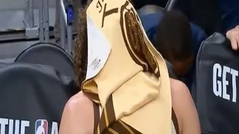 湖人19胜5负领跑全联盟！防守双星助力，詹皇夺冠搭档再升级