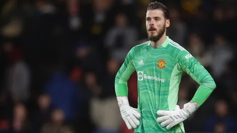 利物浦专家分析：萨拉赫离队双方受益，宜果断感谢送别传奇